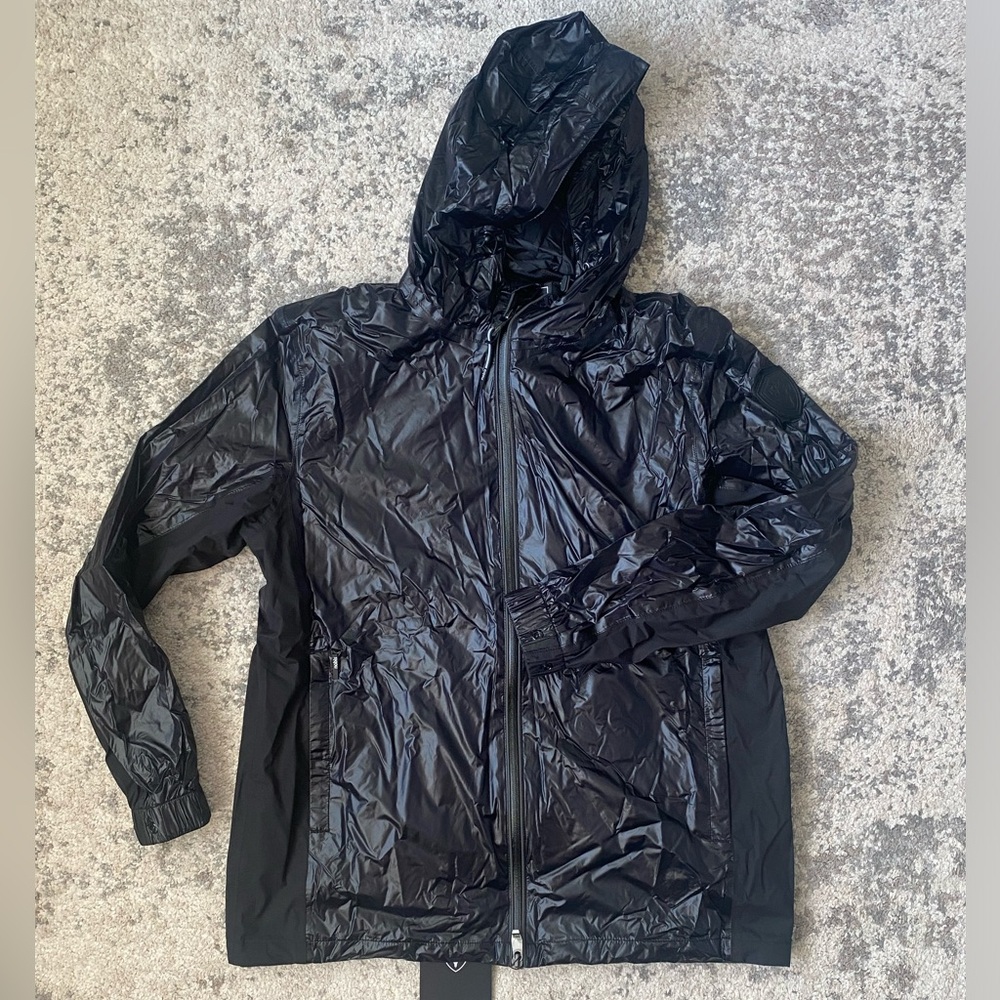 nobis Stratus Men's Tailored Packable Rain Jacket